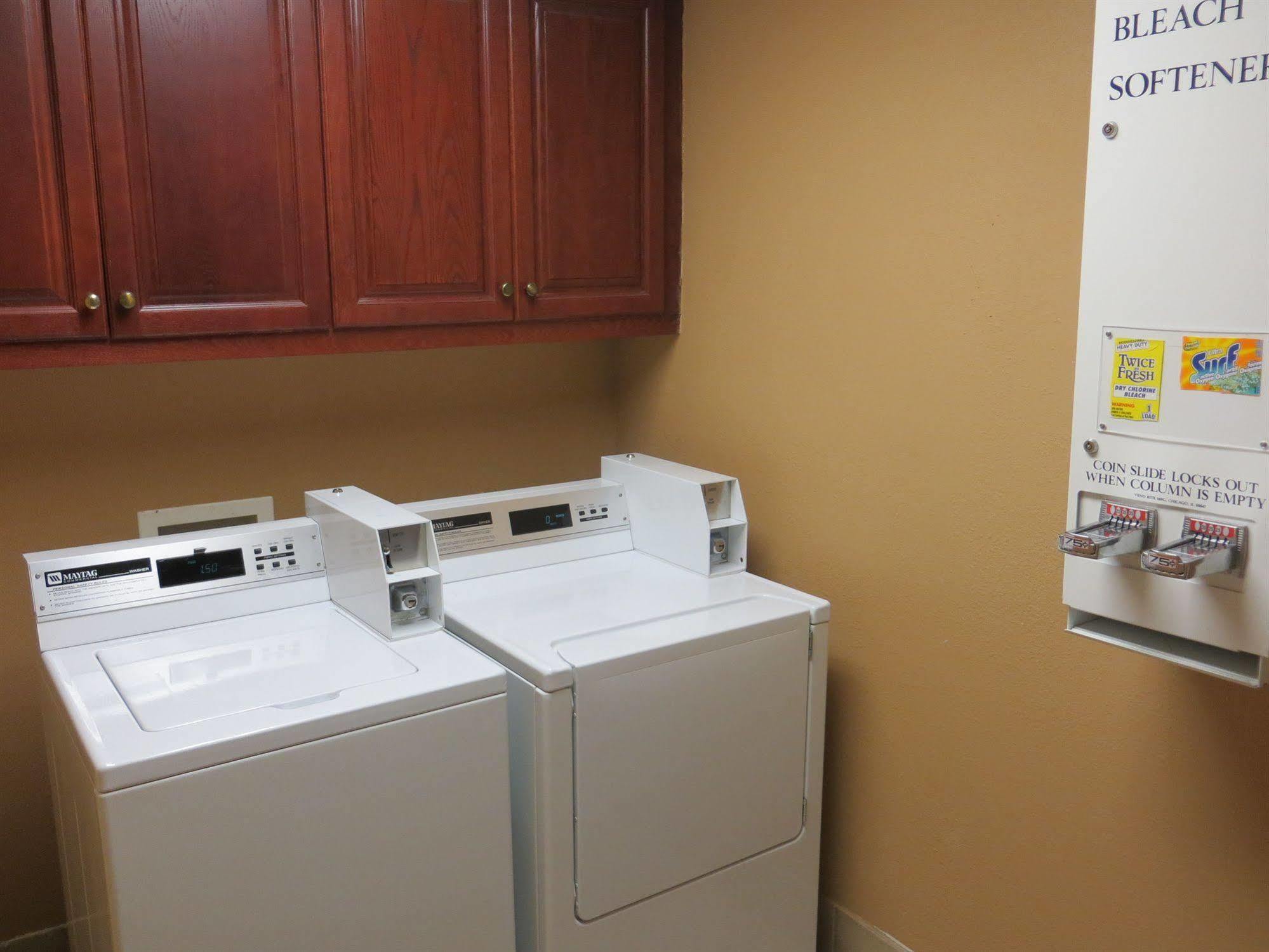 Wingate By Wyndham Savannah Gateway Extérieur photo